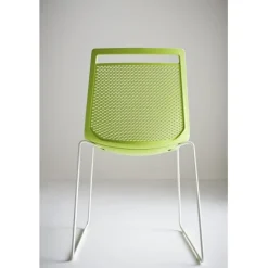 Sedia A Slitta Akami S Dall'Ampia Gamma Di Colori E Finiture