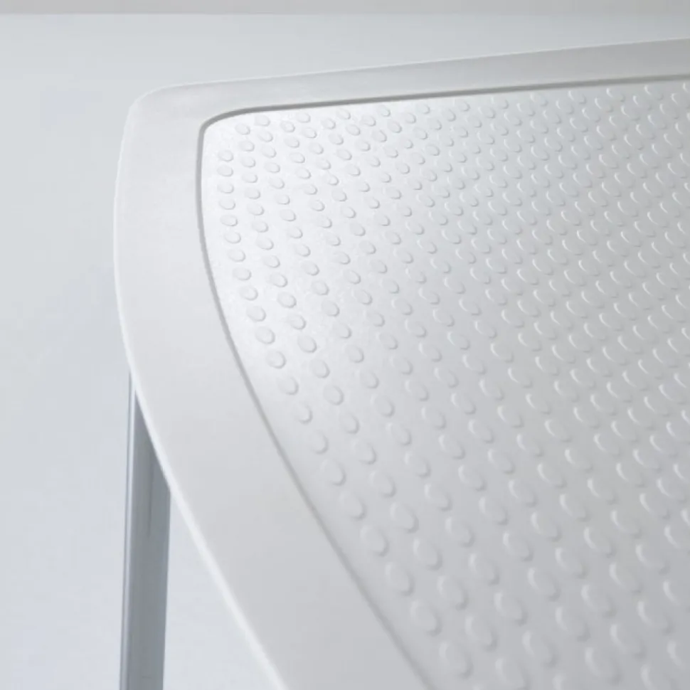 Sedia Akami Tb Sofisticata Ed Assolutamente Confortevole Grazie Ai Comodissimi Braccioli