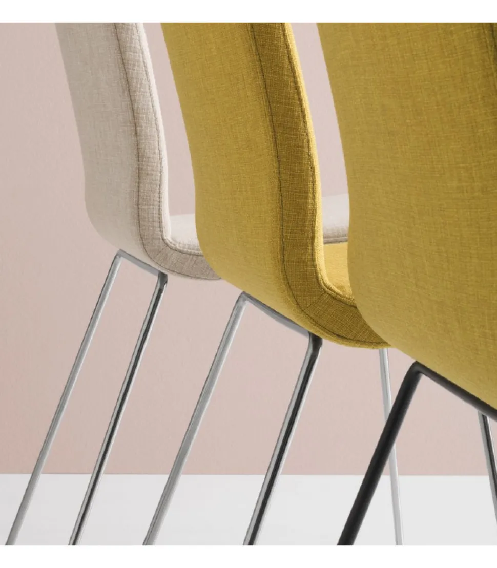 Sedia Cloe 3 Con Struttura A Slitta.