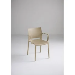 Sedia Con Braccioli Integrati Bakhita B Elegante E Alla Moda