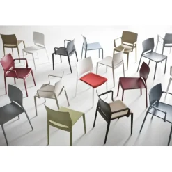 Sedia Con Braccioli Integrati Bakhita B Elegante E Alla Moda