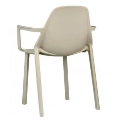 Sedia Da Giardino Piu Di Scab, Realizzata Interamente In Italia In Tecnopolimero Per Outdoor.