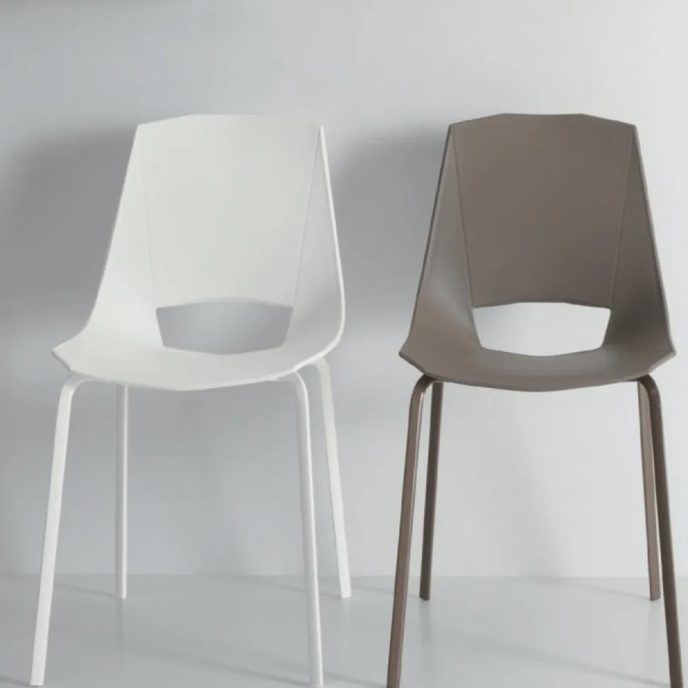 Sedia Eva 4 Di Point House, Seduta Monoscocca Polipropilene Rinforzato