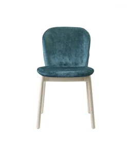 Sedia Finn 2891 Di Scab, Con Struttura In Legno, Seduta E Schienale Imbottiti E Rivestiti.