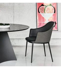 Sedia Imbottita Disponibile Anche Con Schienale In Legno