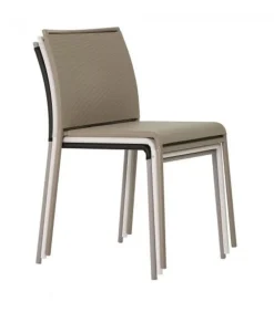 Sedia Impilabile Con Struttura In Acciaio Laccato