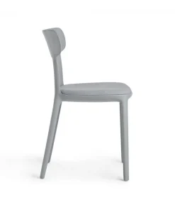 Sedia In Polipropilene Colorata