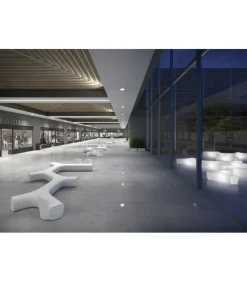 Sedia Jetlag Di Plust In Polietilene Per L'Outdoor. Vanta Le Certificazioni Catas E Made In Italy.