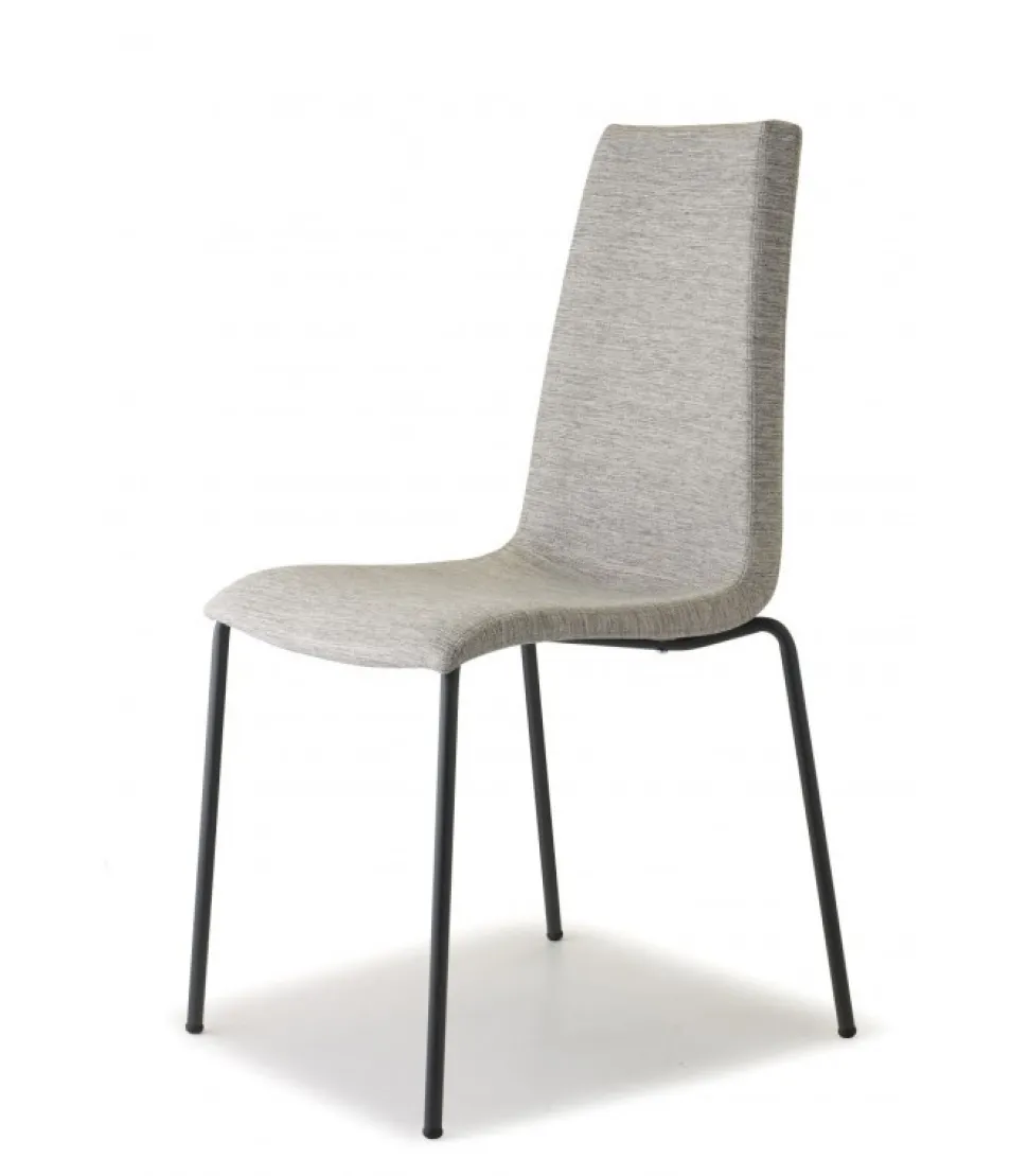 Sedia Mannequin Pop, Progettata E Realizzata In Italia Da Scab, Con Materiali Italiani.