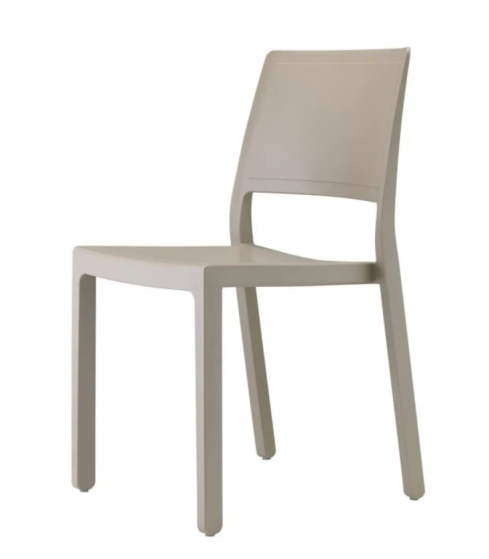 Sedia Per L'Outdoor Kate Di Scab. Realizzata In Italia E Certificata Da Catas.