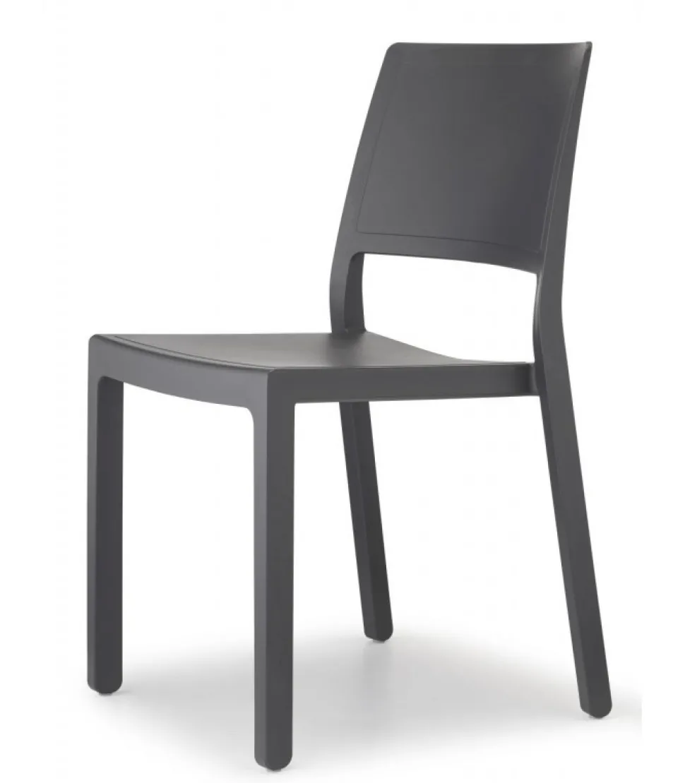 Sedia Per L'Outdoor Kate Di Scab. Realizzata In Italia E Certificata Da Catas.