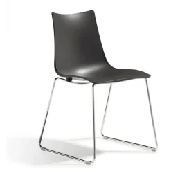 Sedia Zebra 2618 Di Scab, Con Gambe A Slitta In Acciaio E Monoscocca In Tecnopolimero. Made In Italy.