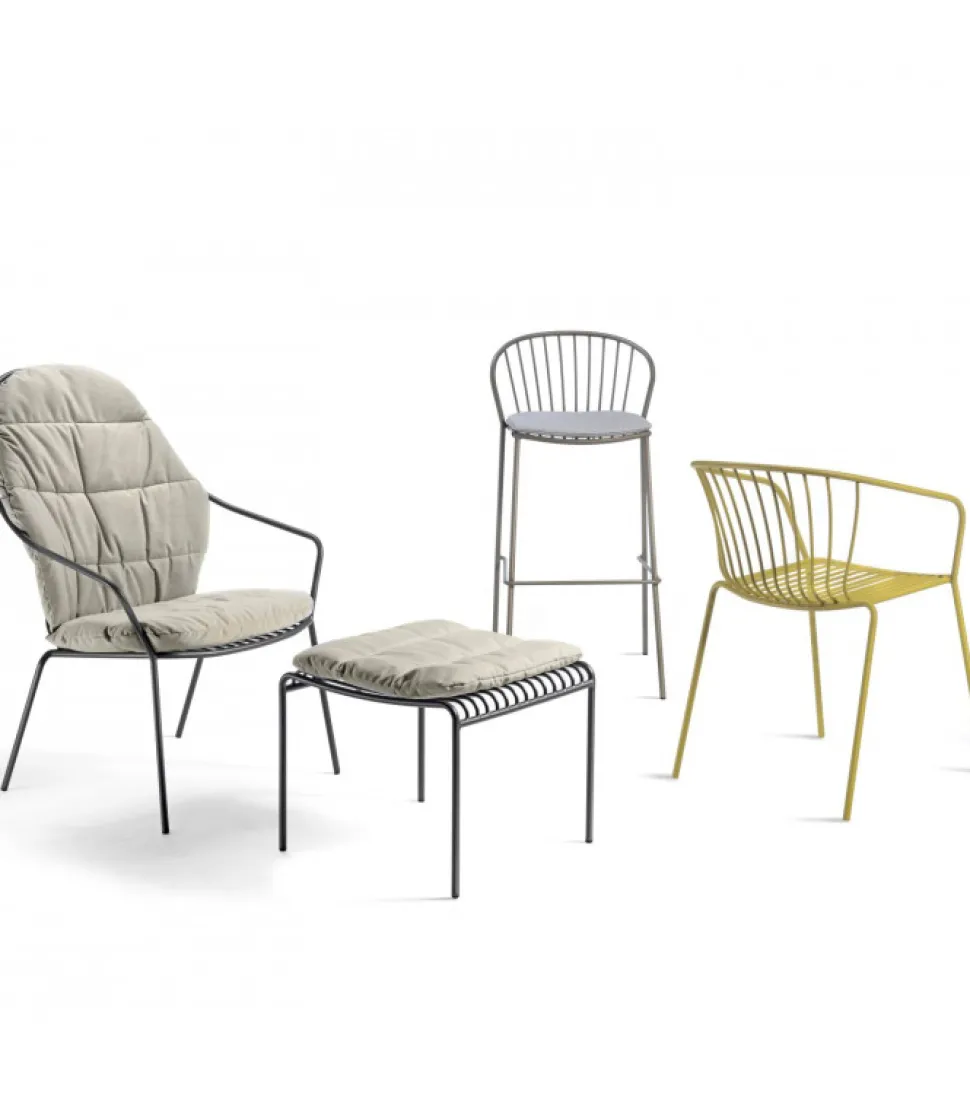 Sgabello Amitha St Con Appoggiapiedi.