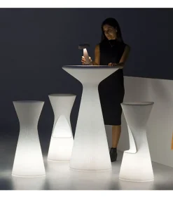 Sgabello Da Giardino In Polietilene, Accessoriabile Di Luce A Led E Kit Di Fissaggio.