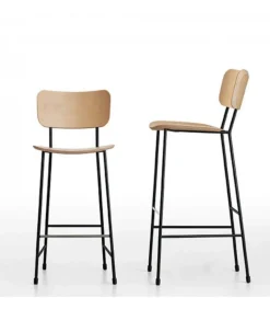 Sgabello Disponibile In Legno Ed Imbottito