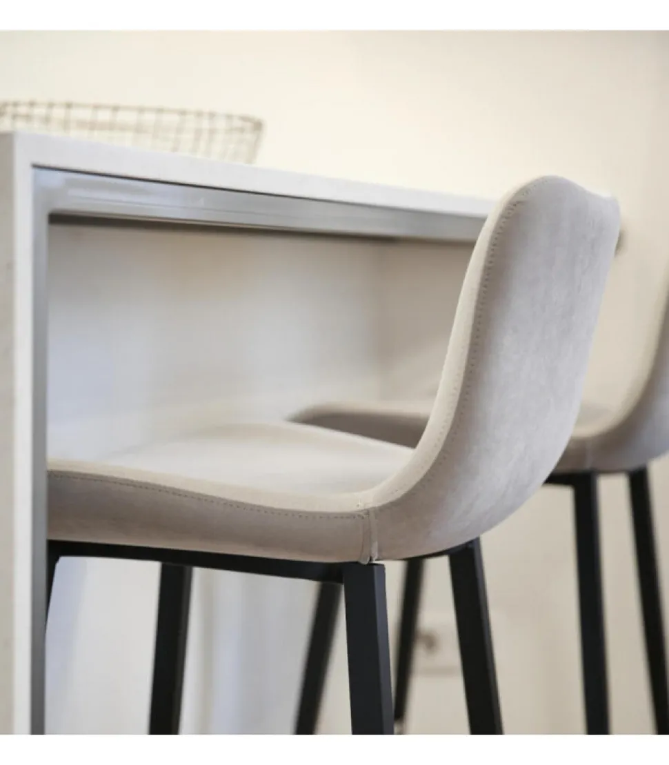 Sgabello Imbottito Disponibile In Moltissimi Colori E Tessuti