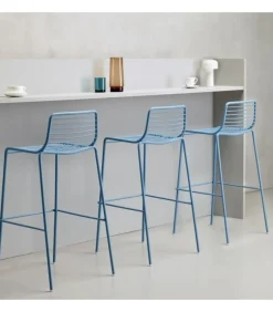 Sgabello Summer Di Scab, Con Seduta Alta 65 Cm, Realizzato In Acciaio Zincato E Verniciato Per L'Outdoor.