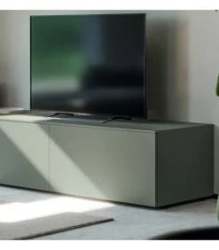 Soggiorono Con Libreria E Cestoni