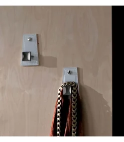 Specchiera Ingresso Con Mensola Integrata E Coppia Appendiabiti A Parete - L.65 H.180 Cm - Art. 500