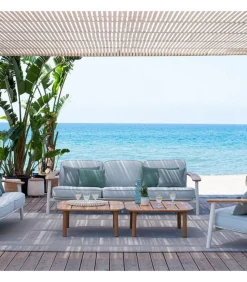 Tavolino Da Giardino, Ottimo Sia Per Ambienti Privati E Per Il Contract.