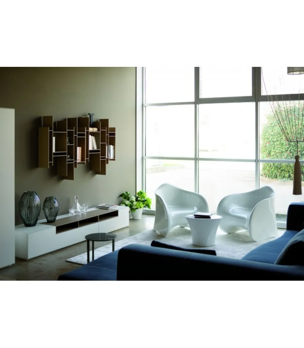 Tavolino Enta Di Plust, In Polietilene Laccato Con Finiture Metallizzate, 100% Made In Italy.