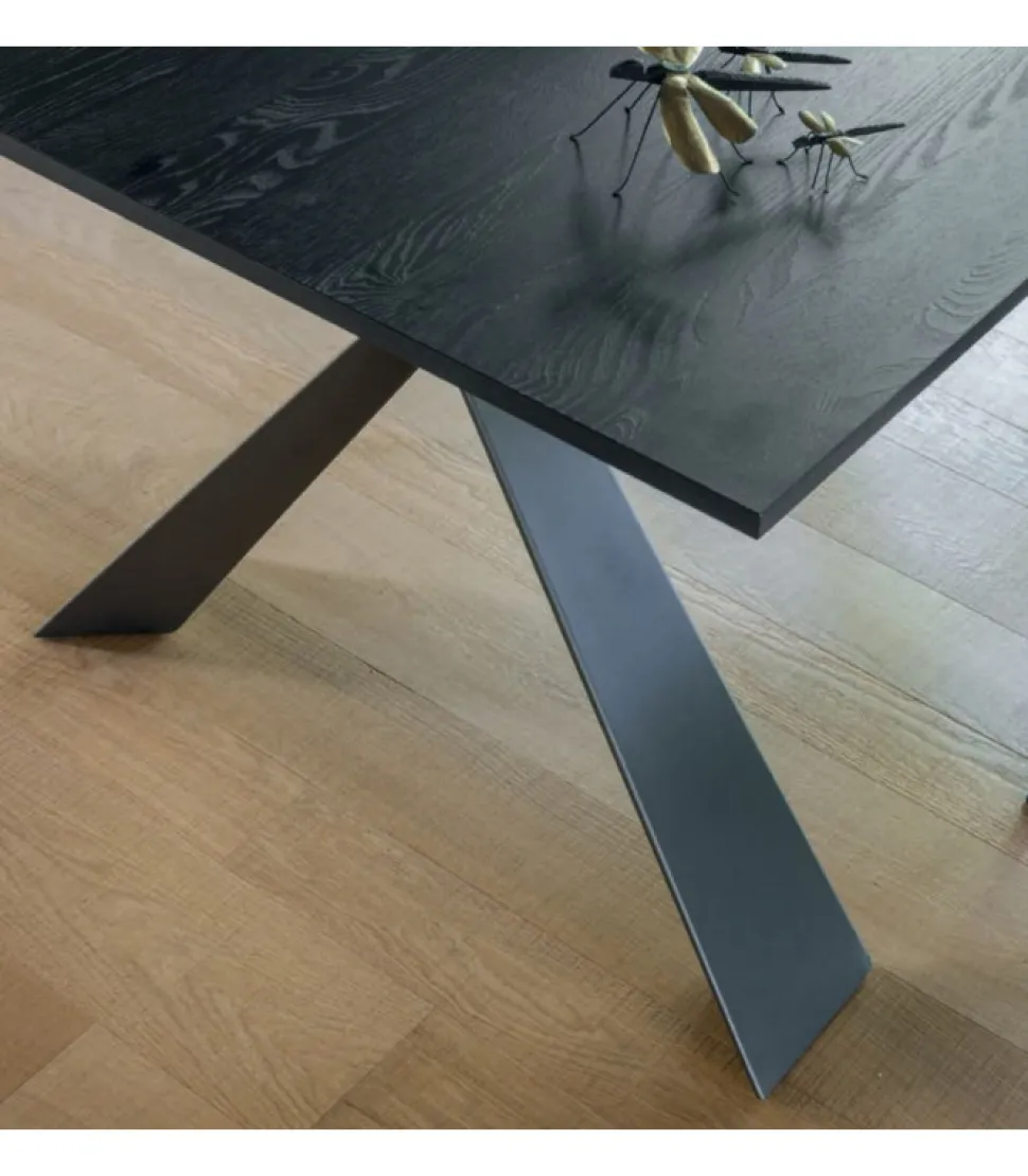 Tavolo Allungabile Delta At132 Di Altacom, Realizzato Interamente In Italia, Disponibile In Due Dimensioni.