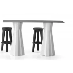 Tavolo Alto Per Bar Frozen Table In Polietilene E Colorato