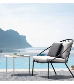 Tavolo Aria Ta Con Piano Rotondo.