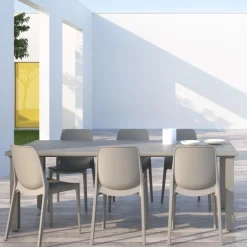 Tavolo Da Giardino Per 3 Di Scab, Con Piano Allungabile Da 170 A 220 Cm In Tecnopolimero.