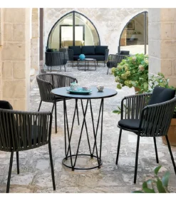 Tavolo Daisy Tb Con Piano Rotondo.