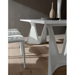 Tavolo Fisso Con Base Moderna In Metallo E Piano Laminato O Legno Scortecciato. Nella Lunghezze 170 E 200 Cm X 100 Cm Srt Tv135