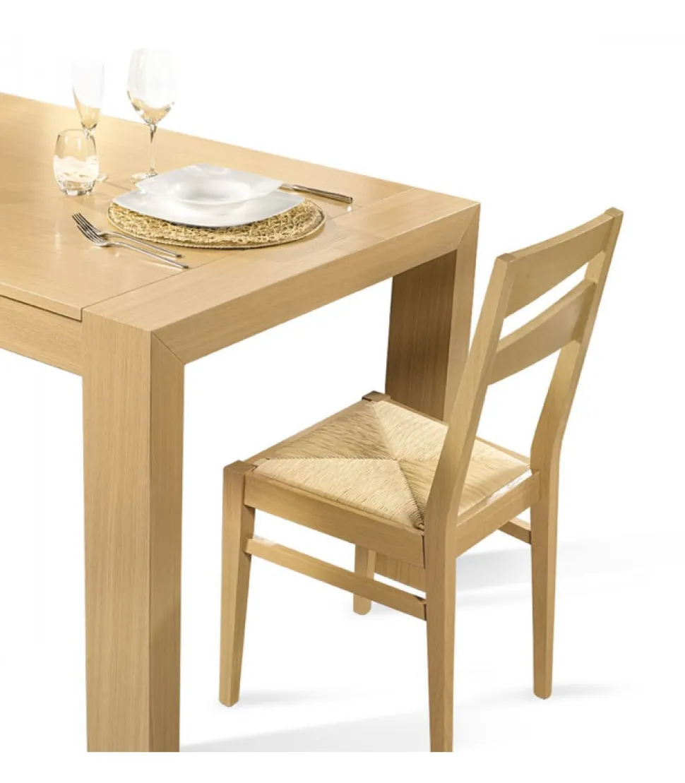 Tavolo Fisso O Allungabile Con Apertura Telescopica In Metallo E Piano Impiallacciato In Vernici Igienizzanti.