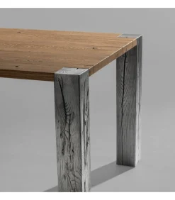 Tavolo Holo: Il Perfetto Equilibrio Tra Eleganza E Funzionalita Uniti Alla Qualita Della Materia.