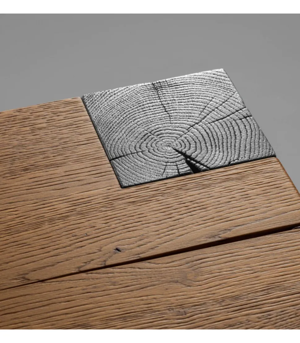 Tavolo Holo: Il Perfetto Equilibrio Tra Eleganza E Funzionalita Uniti Alla Qualita Della Materia.