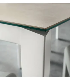 Tavolo Moderno Allungabile E Fisso Con Misure Da 120 Fino A 160 Cm. Art Tv132