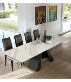 Tavolo Taurus In Metallo Verniciato O Spazzolato.