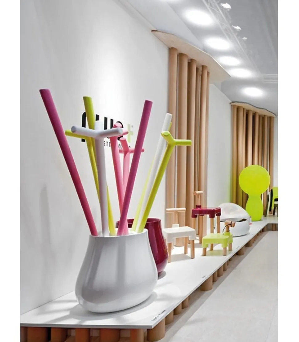 Vaso Drop Di Plust, Accessoriabile Di Luce A Led E Kit Di Fissaggio A Terra.