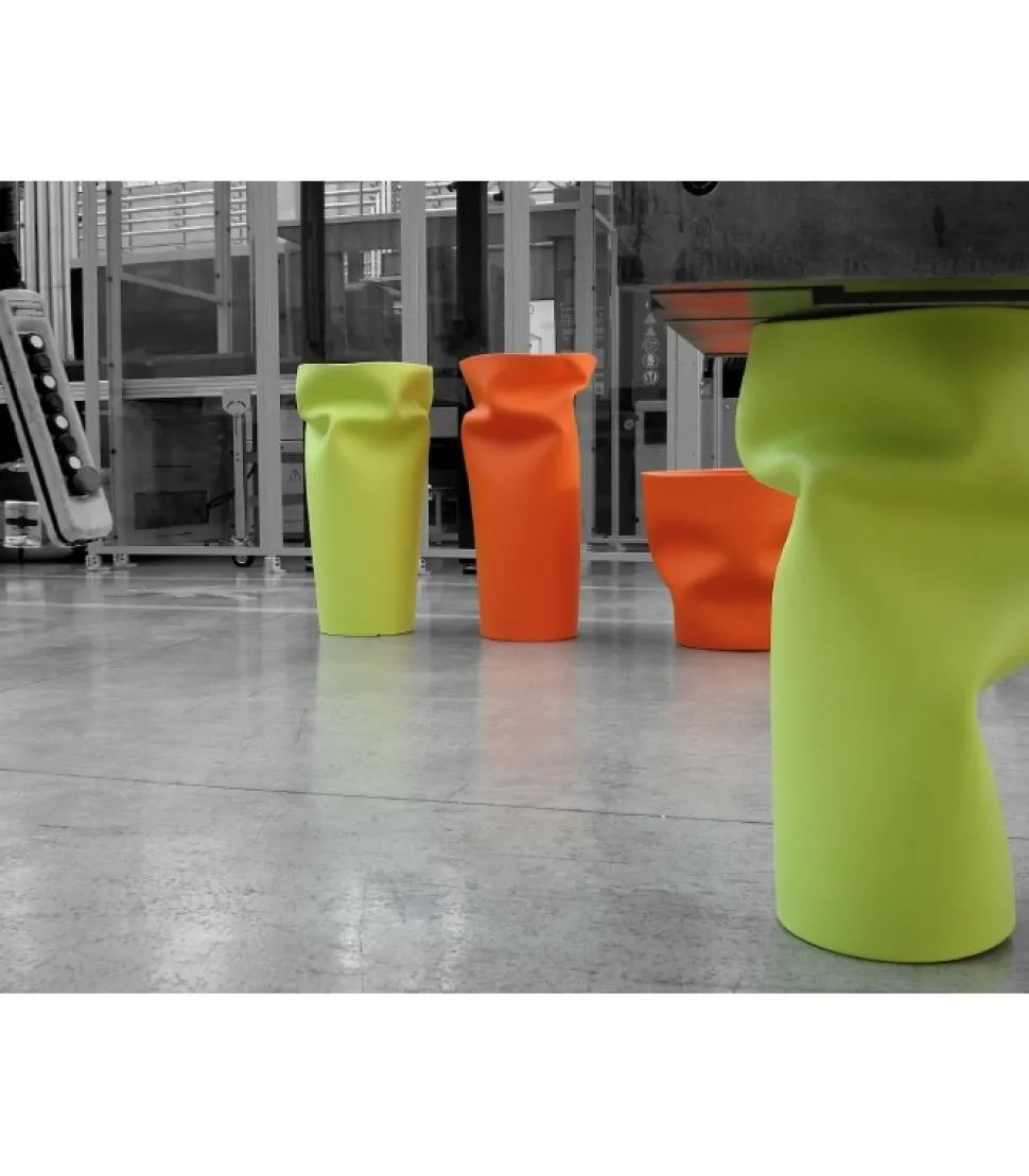 Vaso Saving Space, Interamente Realizzato In Italia In Polietilene, Da Plust.