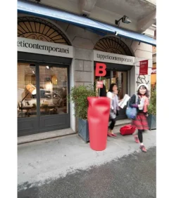 Vaso Saving Space, Interamente Realizzato In Italia In Polietilene, Da Plust.